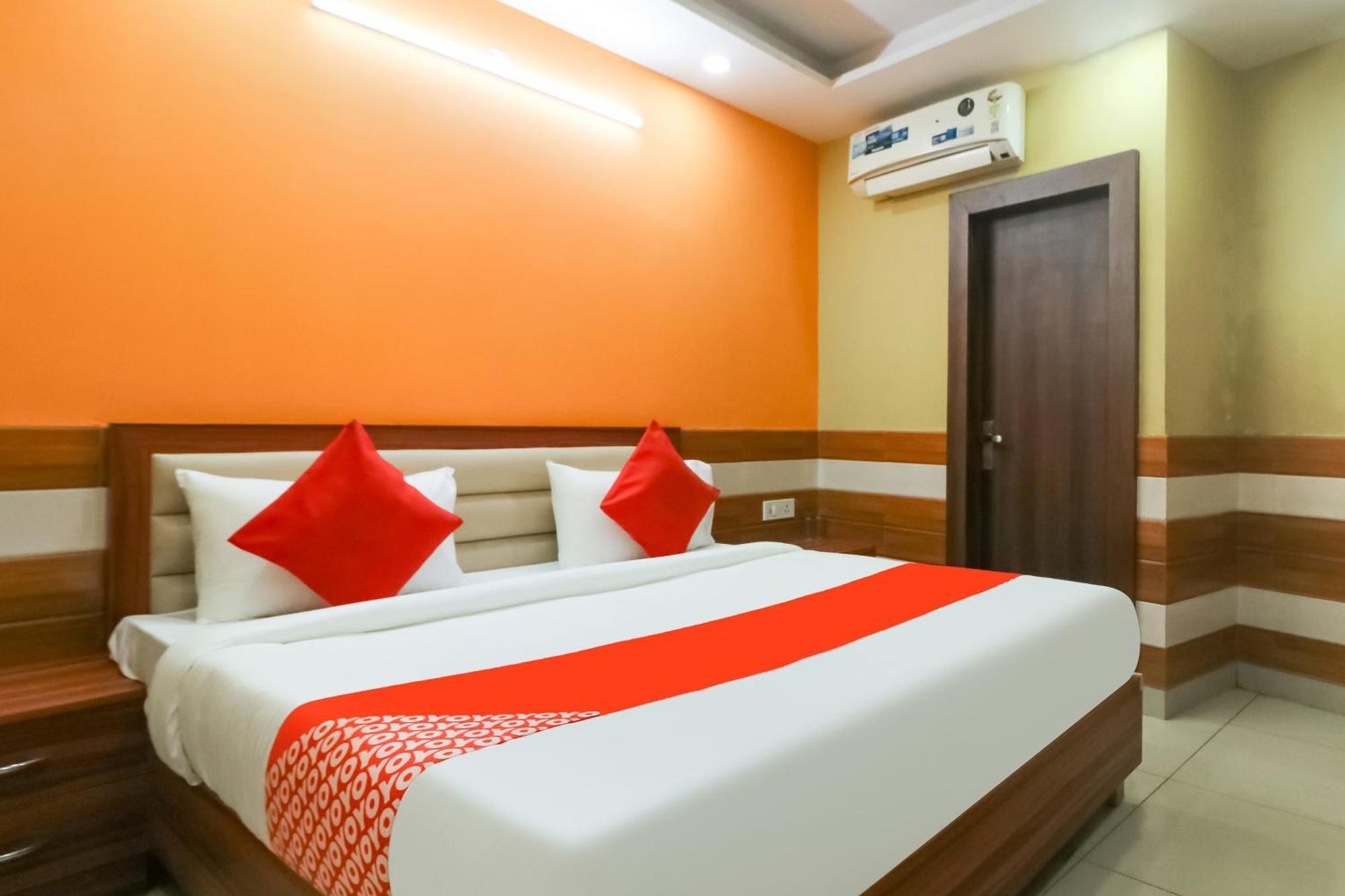 Hotel O Mayur Plaza Delhi Zewnętrze zdjęcie