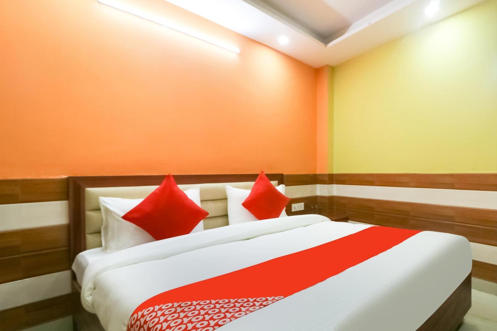 Hotel O Mayur Plaza Delhi Zewnętrze zdjęcie
