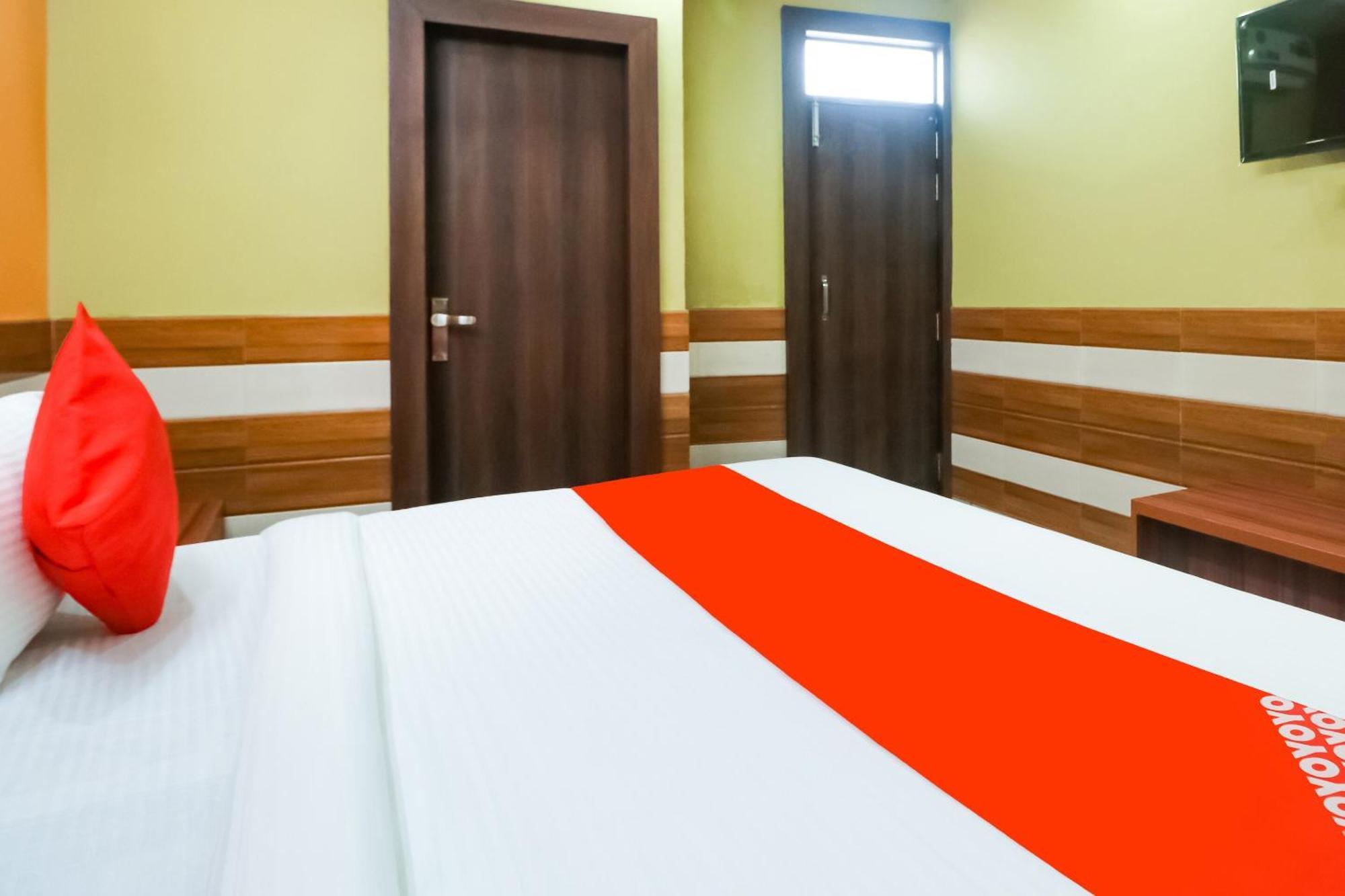 Hotel O Mayur Plaza Delhi Zewnętrze zdjęcie