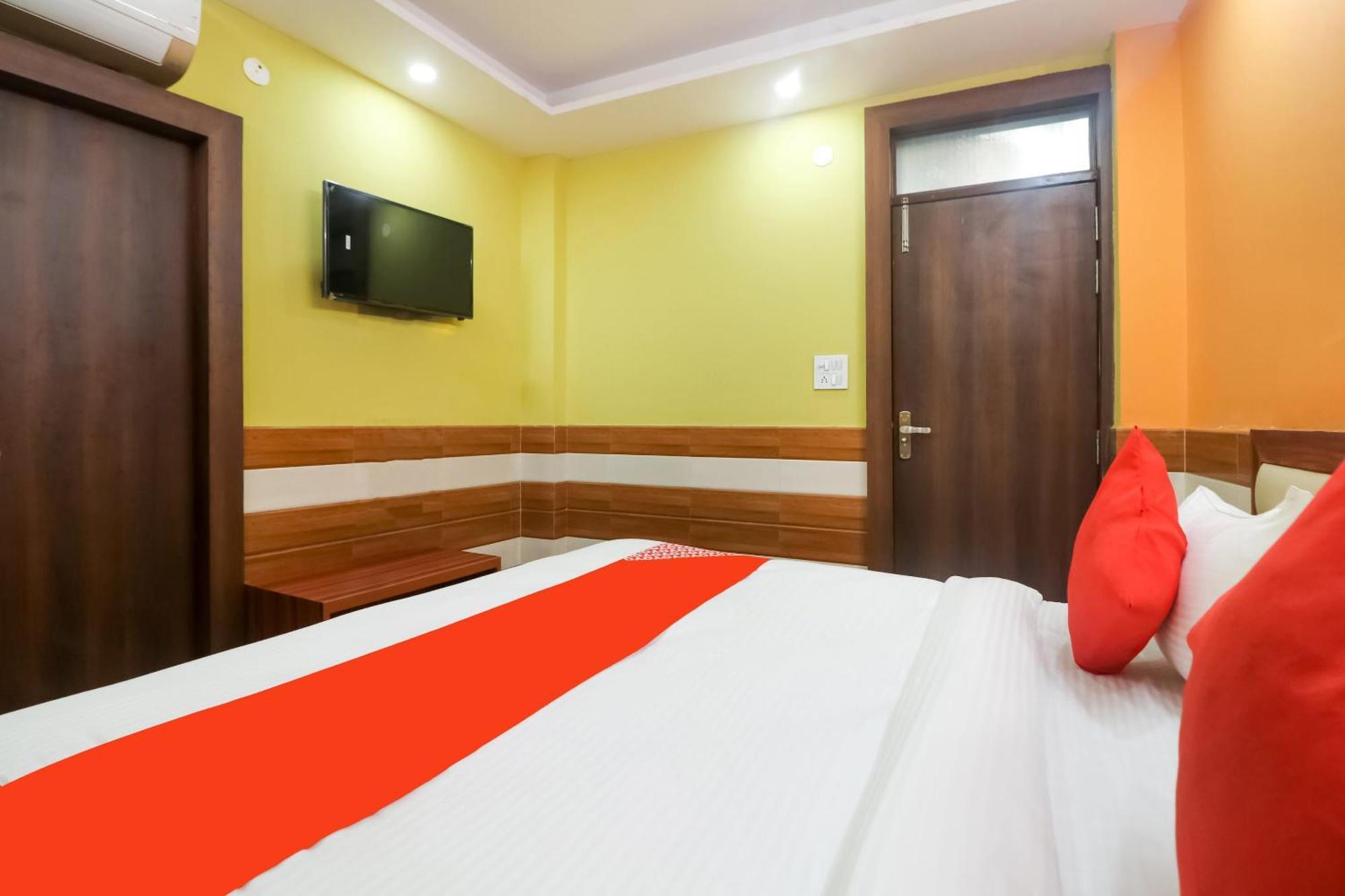 Hotel O Mayur Plaza Delhi Zewnętrze zdjęcie